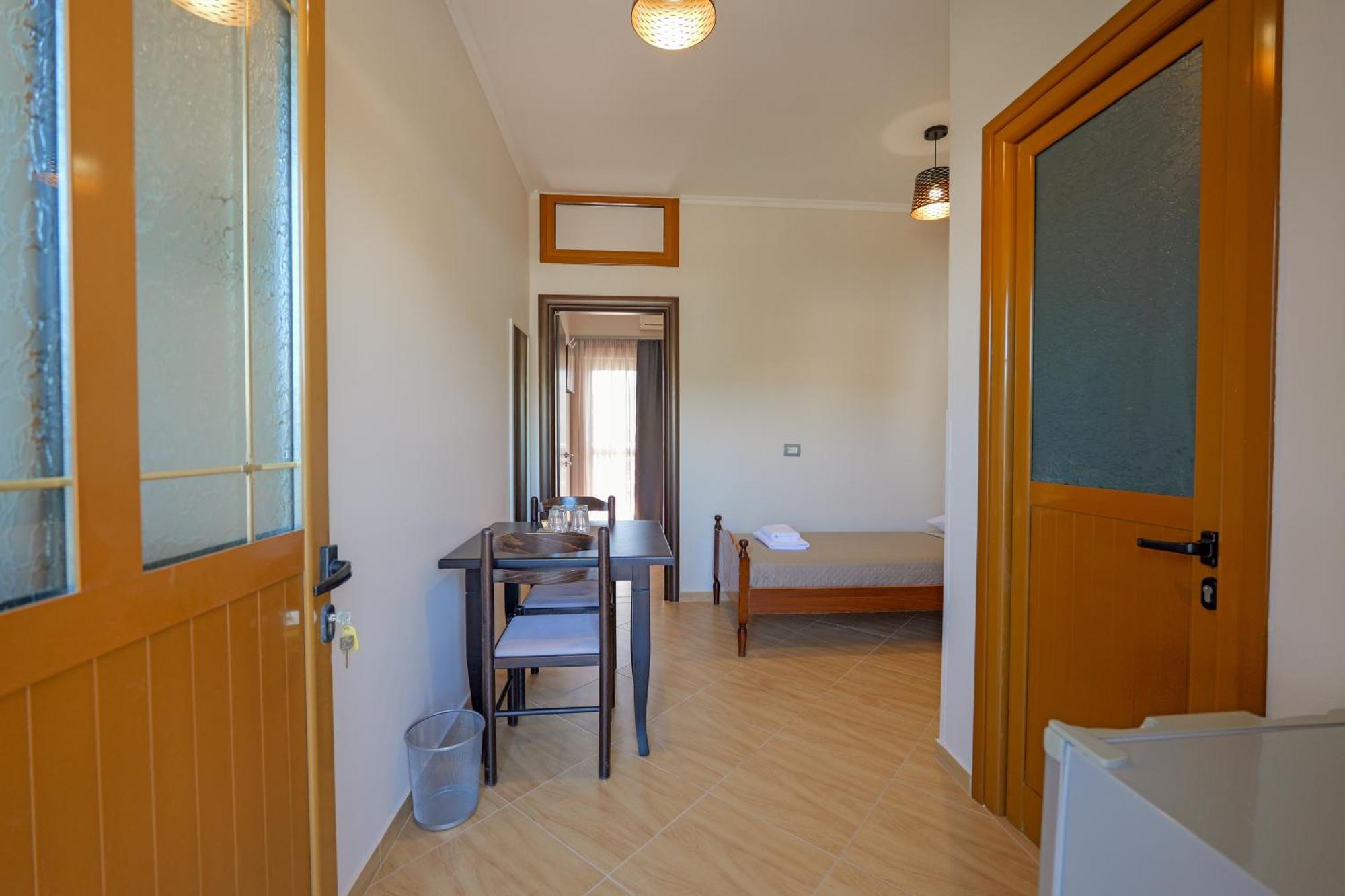 Hotel Deja Vu Ksamil Værelse billede